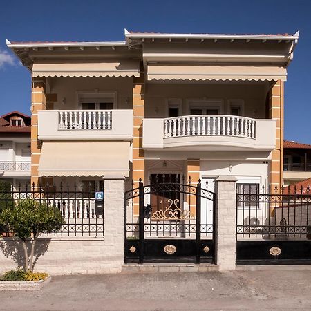 Areti Apartments Литокорон Екстериор снимка