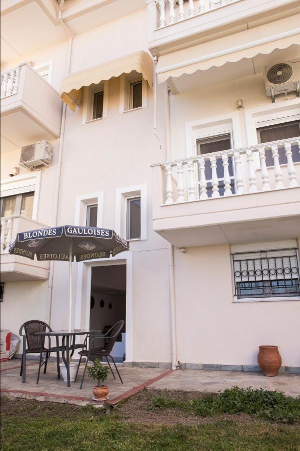 Areti Apartments Литокорон Екстериор снимка